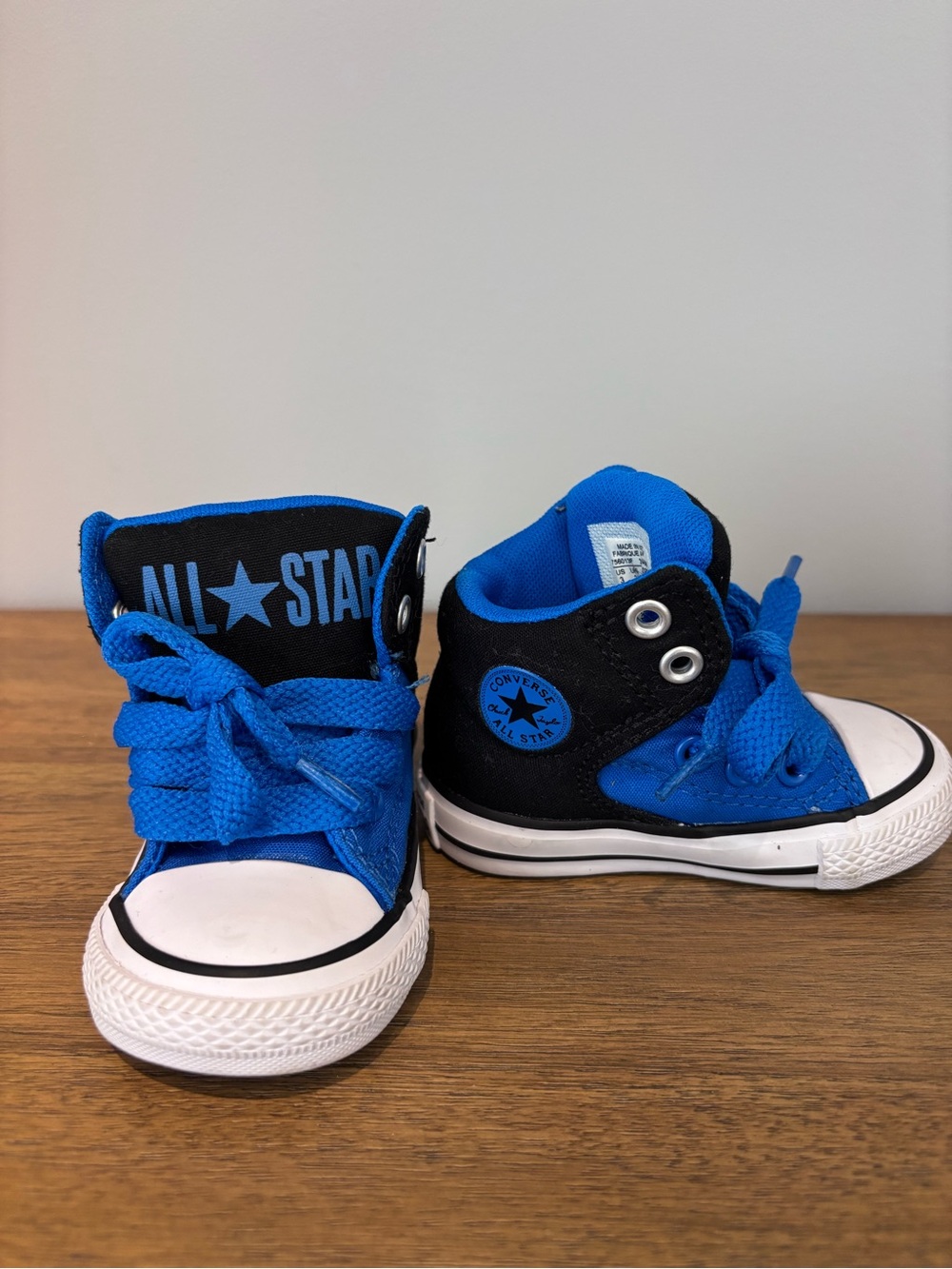 Converse baby High-Top Sneakers in Blue and Black